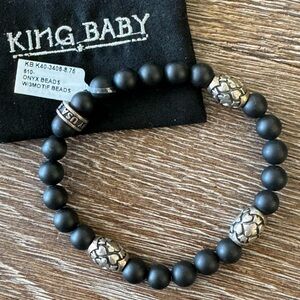NWT KING BABY ONYX AND MOTIF BRACELET